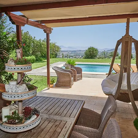 Villa Luxury Maisonette With Pool