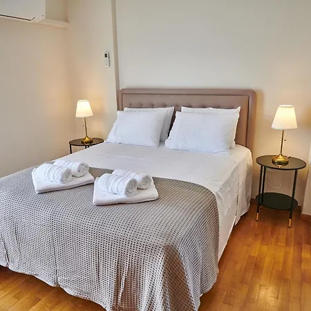 Luxury Maisonette With Pool *