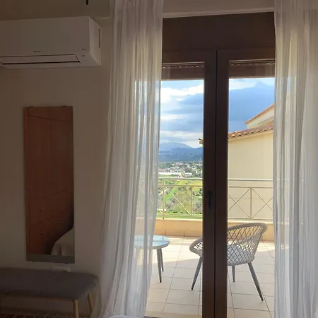 Luxury Maisonette With Pool *